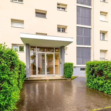 Apartment Schöne Mit Balkon Und Stadtblick Annecy